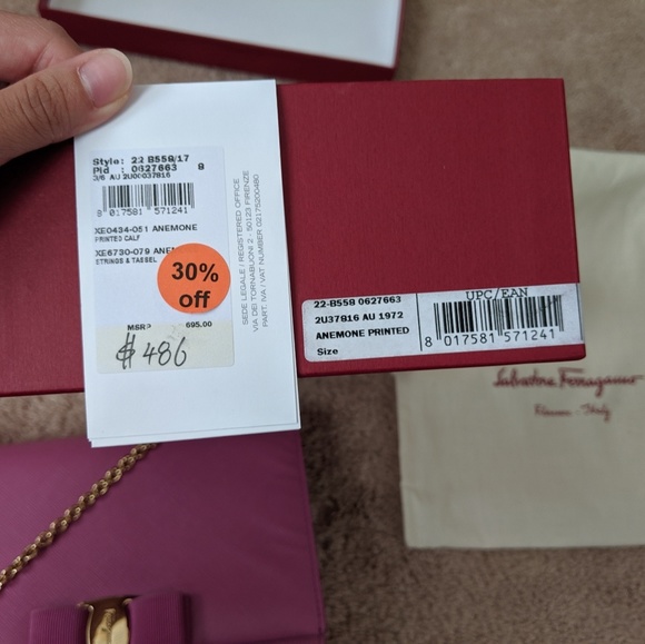 Ferragamo Crossbody bag with a chain - Picture 8 of 8